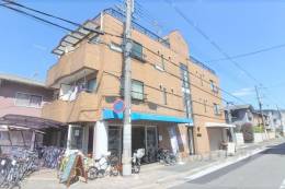 ファーストコーポ白川外観写真