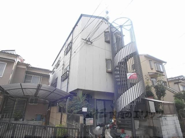 ハイツ美山外観写真1