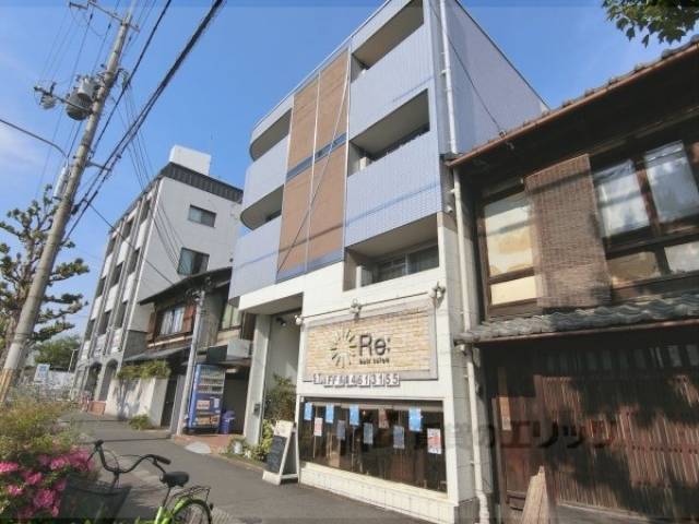 プライムシュロスヒデキ外観写真2