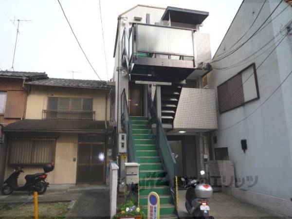 006161の外観写真