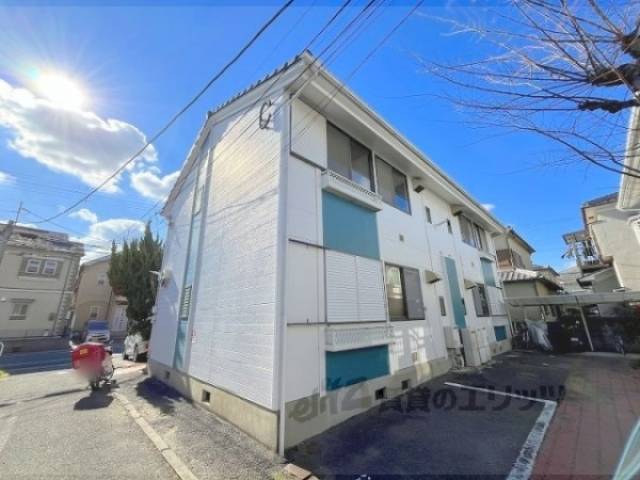 コーポセラヴィＣ棟外観写真2