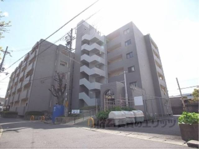 プルーリオン椥辻外観写真2