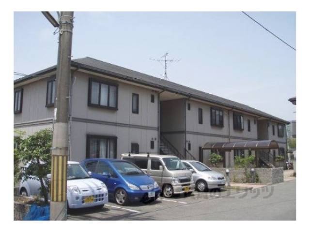 ヴィラフルール東棟外観写真1
