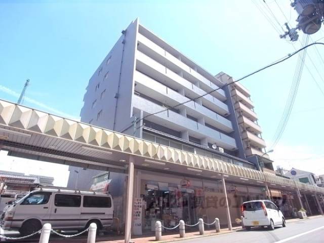 シャトレ西陣外観写真1