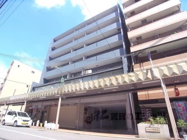 シャトレ西陣外観写真2