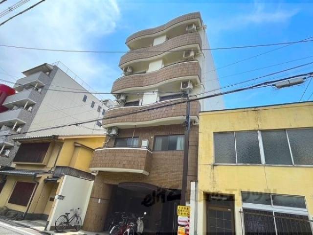 マンションローレル外観写真3
