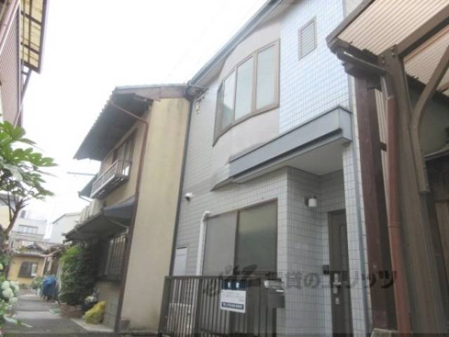 コンフォート西京極外観写真1