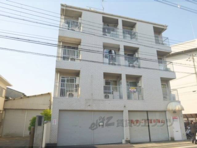 ウエストハウス外観写真3