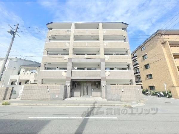 006798の外観写真