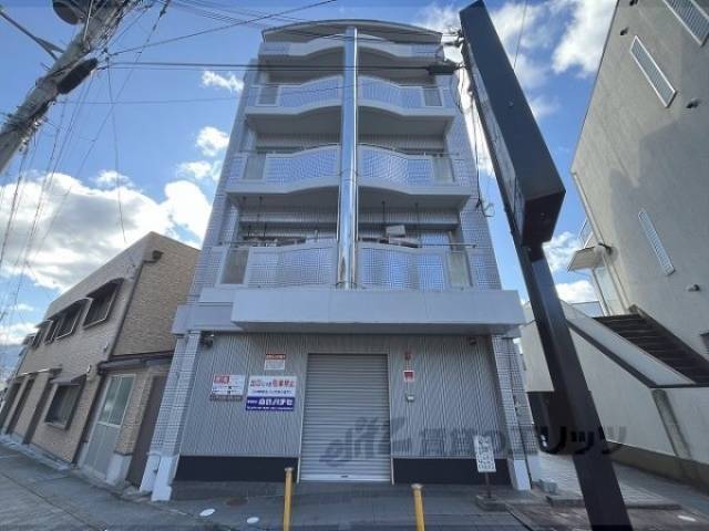 プレジオ山科御陵外観写真1