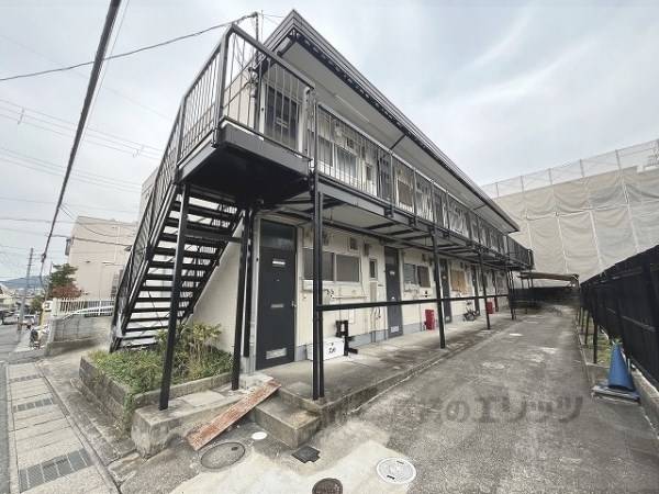 007049の外観写真