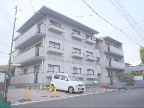 007135の外観写真