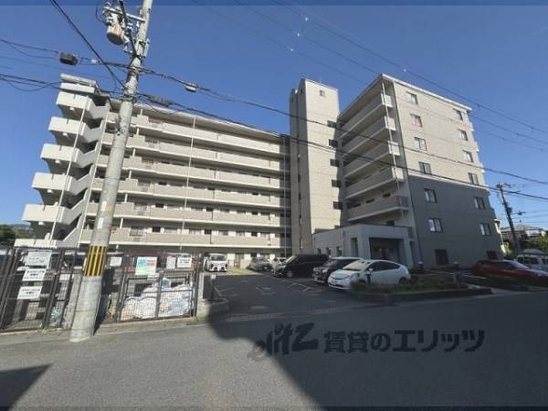 007140の外観写真