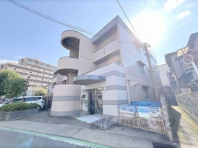 ラポート柳田外観写真1