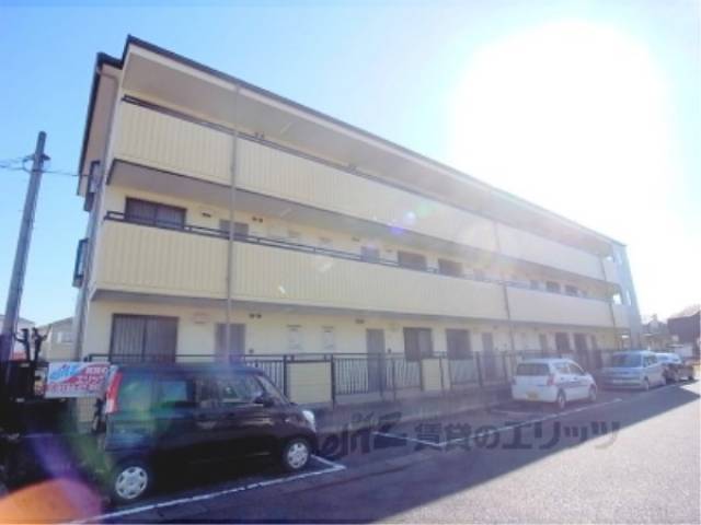 ハイツグリツィニー外観写真3