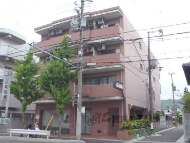 ラ・ファルド嵯峨外観写真1