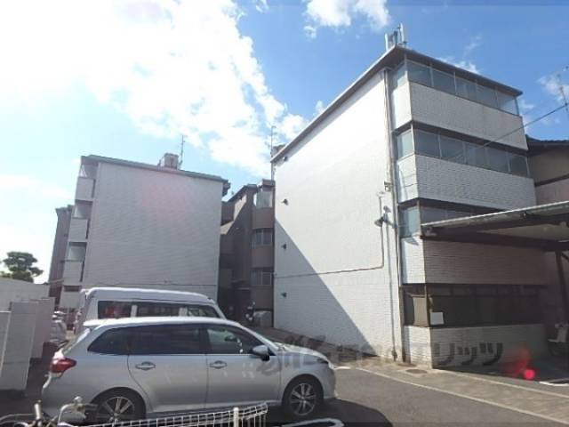 グランディール嵯峨外観写真2