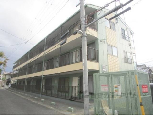 グランドハイツ高田壱番館外観写真1