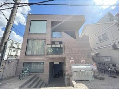 ベール太秦外観写真1