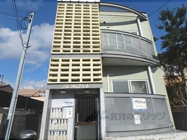 プルシャン太秦外観写真2