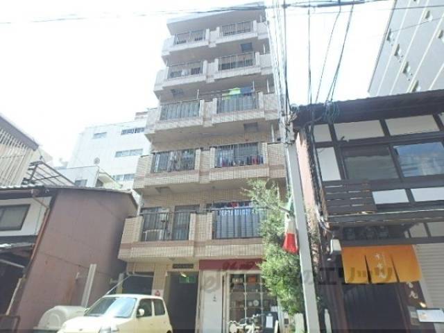 グランドールゼニカ外観写真1