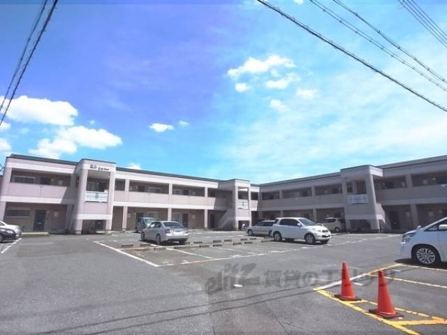 エルシャトー外観写真3