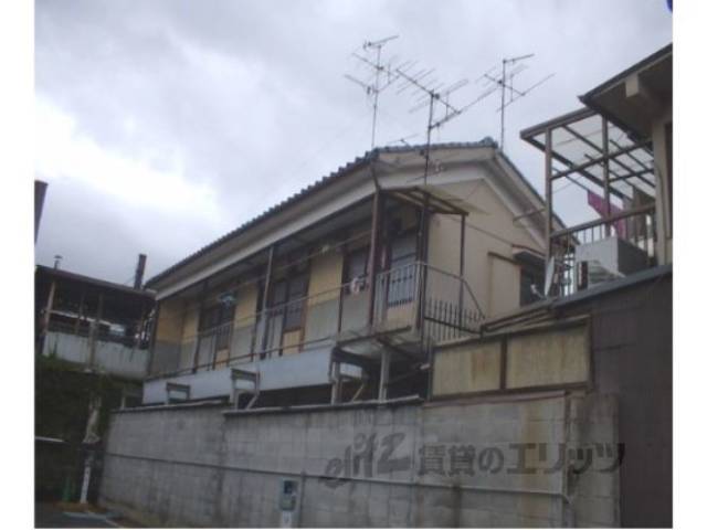 吉村アパート外観写真1