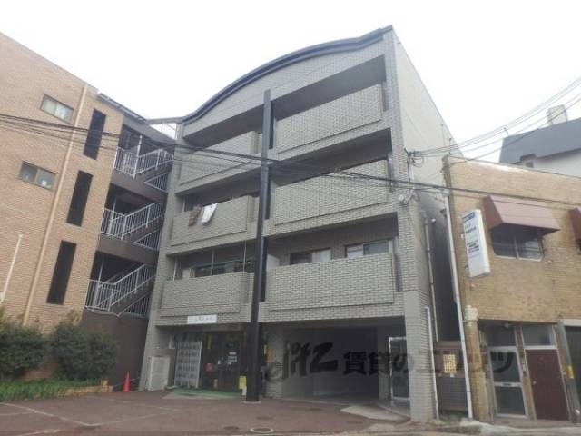 エバーグリーンヴィラ辰巳外観写真1