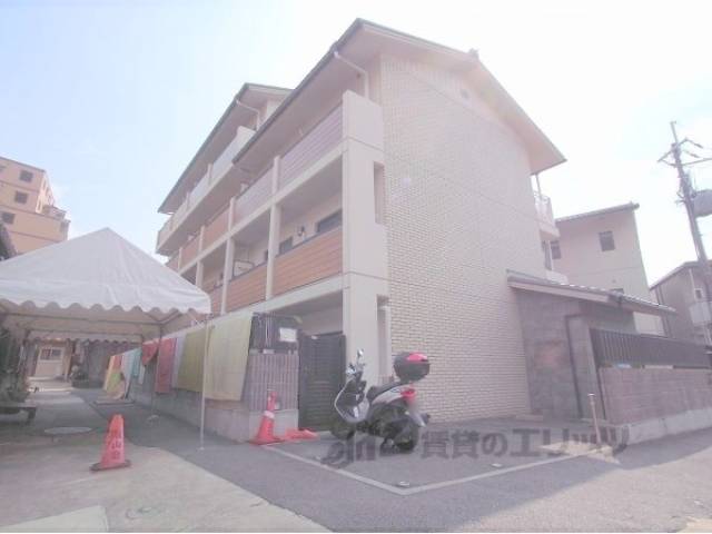 ドミール東山外観写真1