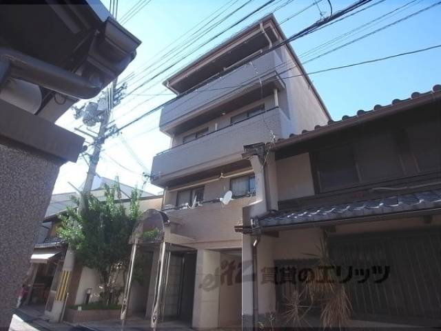 レジデンス・レビー外観写真1