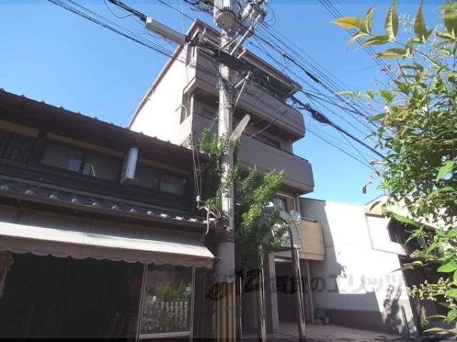 レジデンス・レビー外観写真3