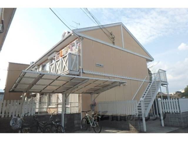 ウエストヒルＢ棟外観写真1