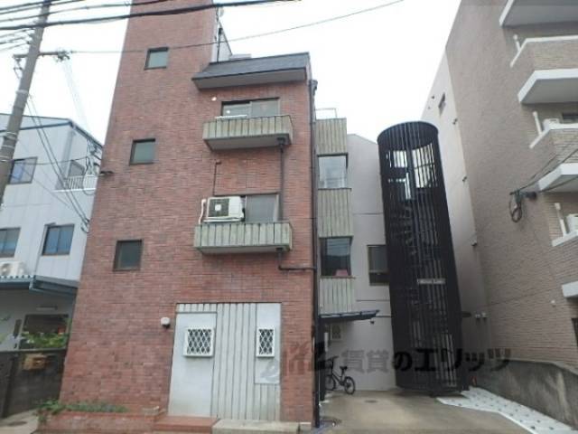 メゾンルイ外観写真2