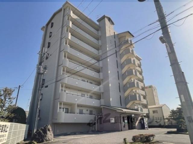 クローバーハイツ３外観写真1