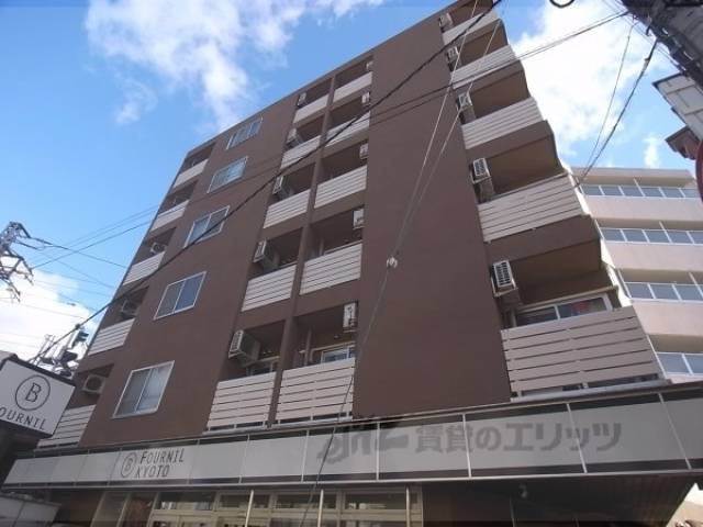 ＦｏｕｒＳｅｖｅｎ八条口外観写真1