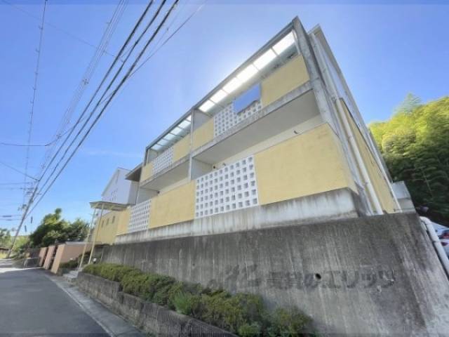 シャトー竹宇外観写真1