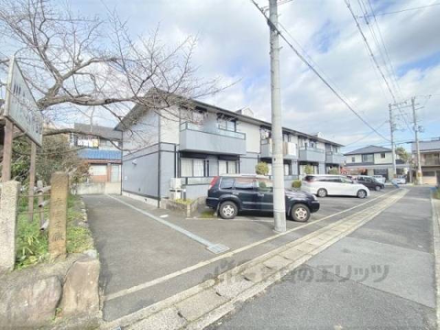 ハイツやすらい外観写真1