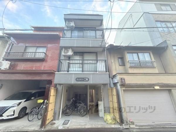 008416の外観写真