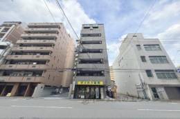 クレーデル四条外観写真