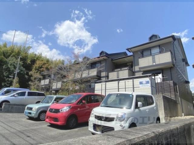 ナトゥーラ西賀茂外観写真2