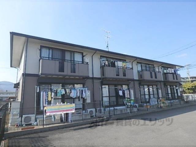 クレール嵯峨外観写真2