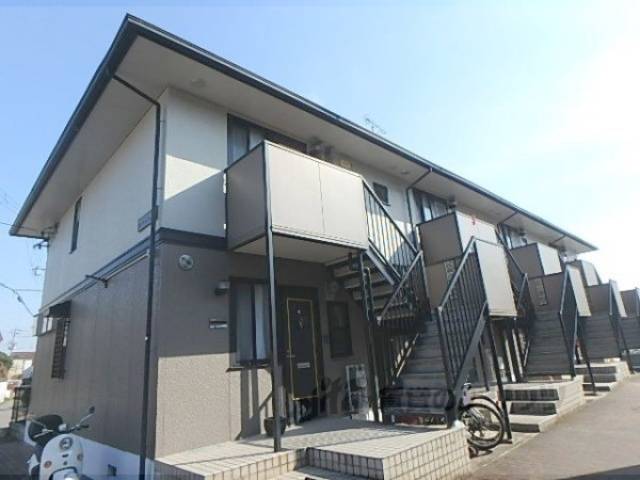 クレール嵯峨外観写真3