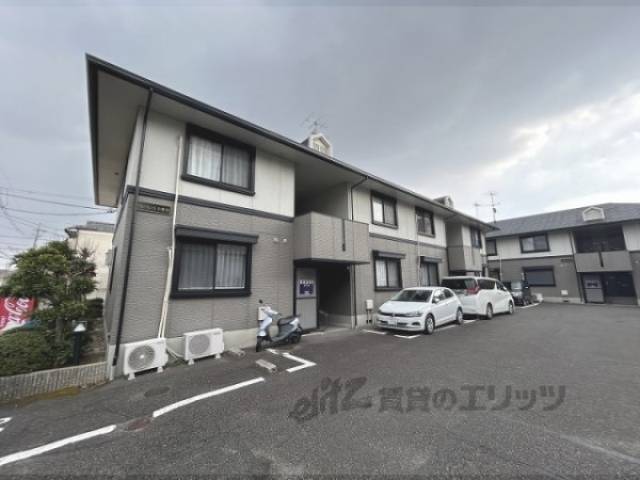 ハイカムール上桂外観写真1