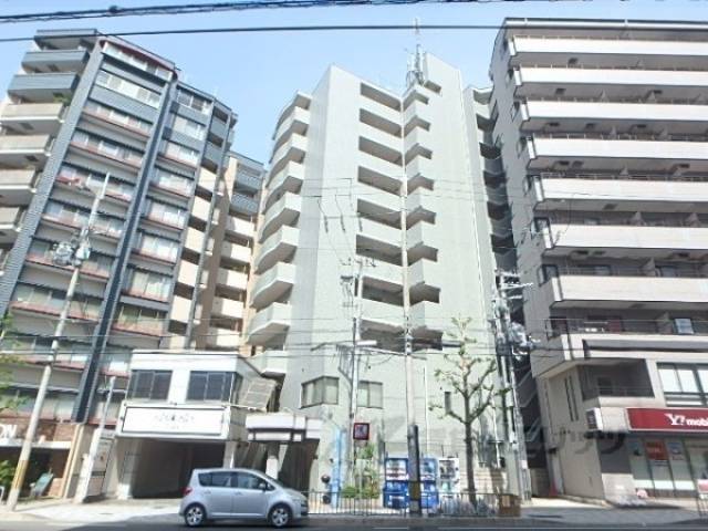 サムパティーク山科外観写真1