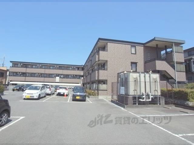 フォレスト醍醐外観写真2