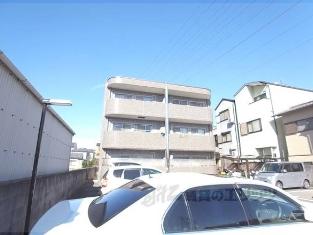 オクトーブル桂外観写真1