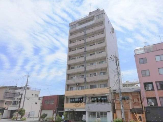 リシェス二条外観写真1
