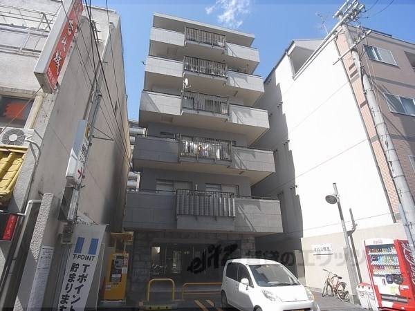 008889の外観写真