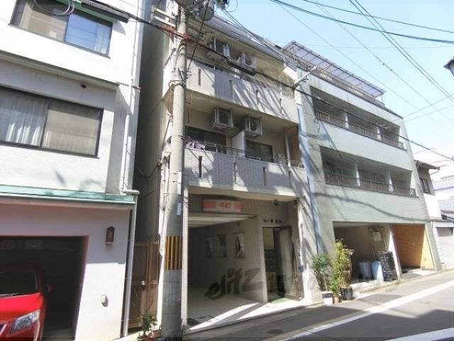 コ－ポ土山外観写真1