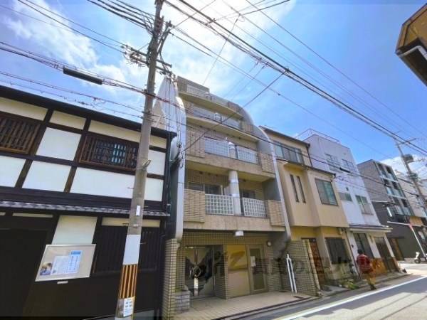 008907の外観写真